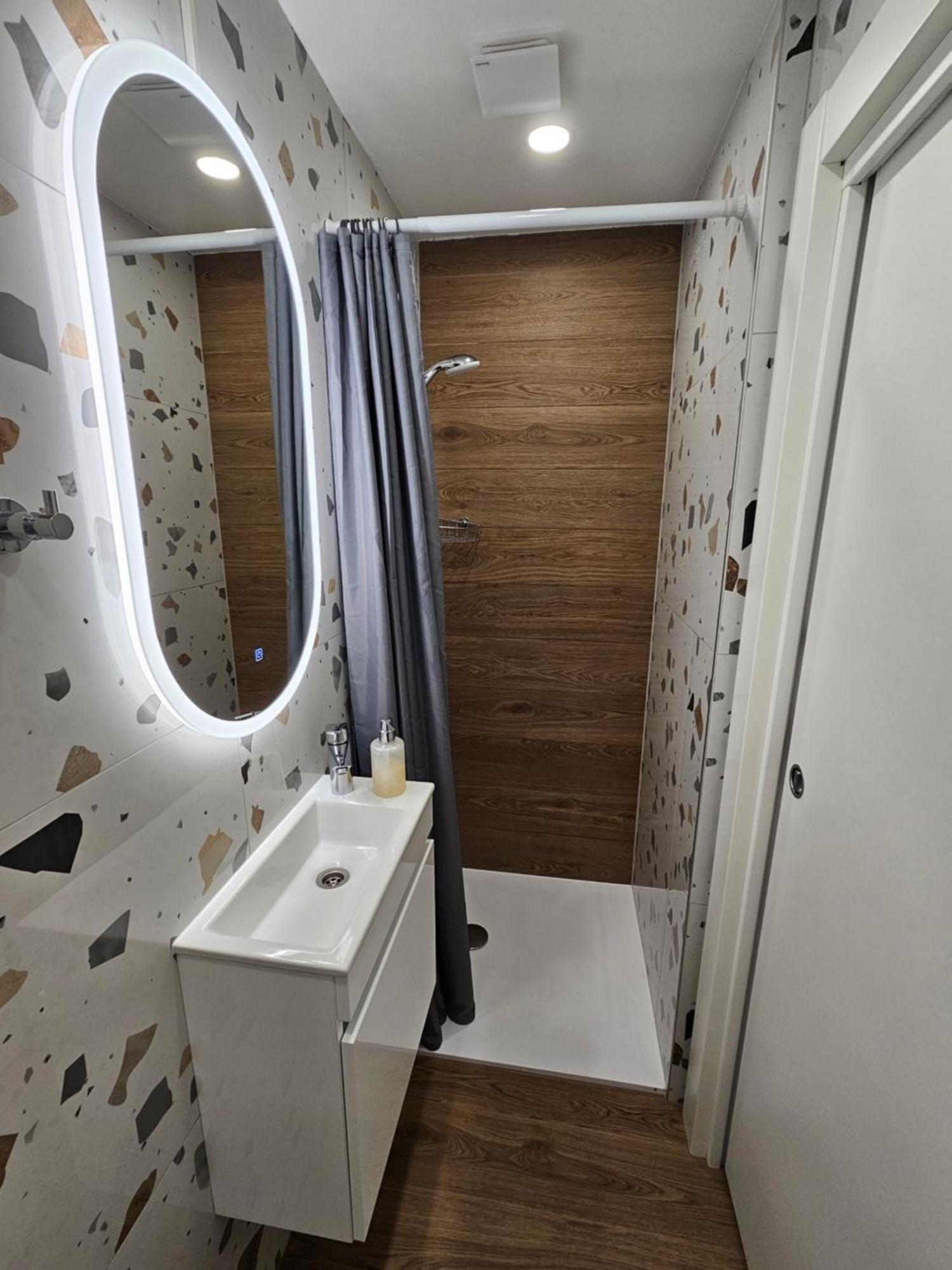 Apartmani Pataca Vodice Eksteriør bilde