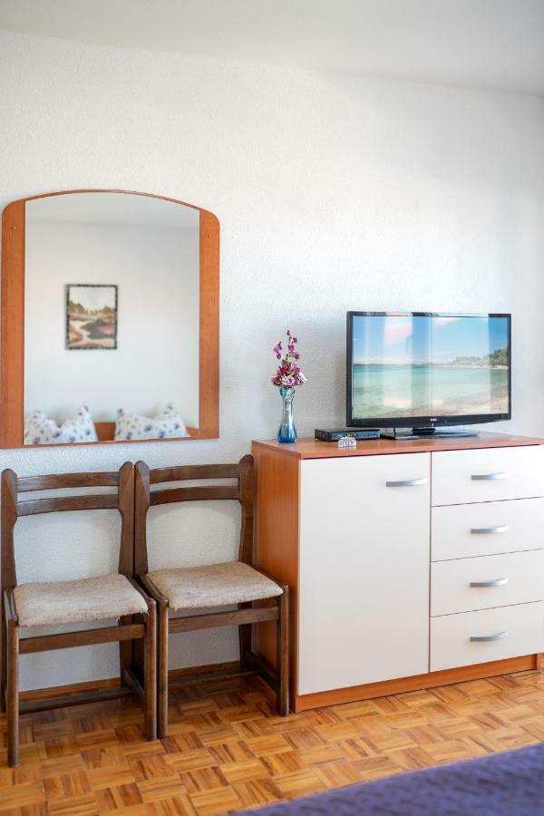 Apartmani Pataca Vodice Eksteriør bilde